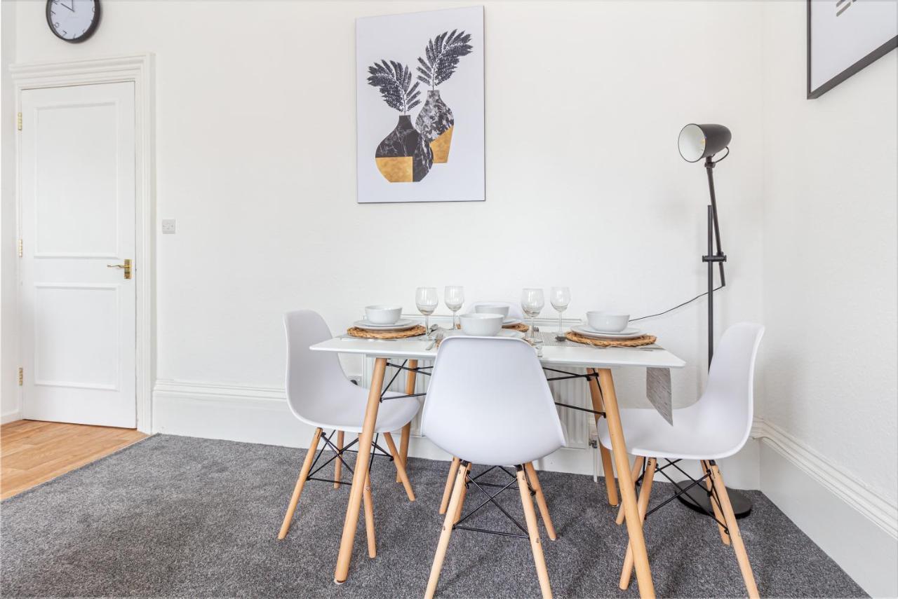 Host & Stay - Montpellier Villa Apartment Cheltenham Exteriör bild